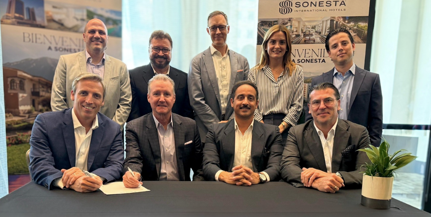 image for the press release titeled Sonesta Executes Strategic Agreement with AKEN Hotels & Resorts featuring Sonesta Hotel's stakeholders